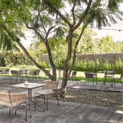 Обеденный стол Weave со столешницей Compact Ø 70 см