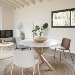 Hannia коричневый стул