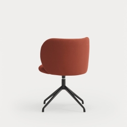 Поворотный стул Mogi с черными ножками кирпичный