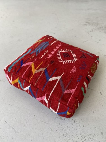 Пуф шерстяной pouf BLOCK red