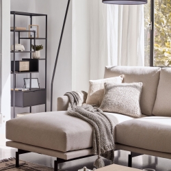 Металлический торшер Ciana с черной отделкой и плафоном из хлопка