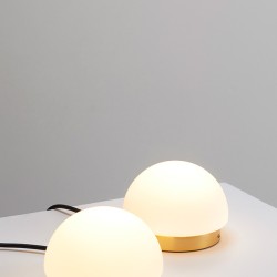 Настольный светильник Circ M-3836