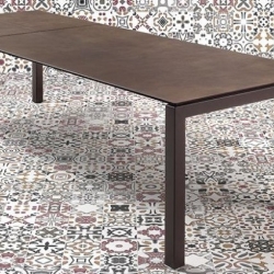 Обеденный стол Julia