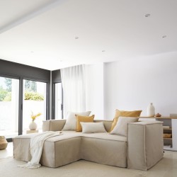 Диван 2-х местный Blok с левым шезлонгом и съемными чехлами из бежевого льна 240