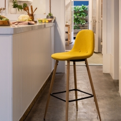 Полубарный стул Nilson желтый