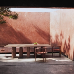 Стол Il Colonnato 140 x140 на 4 ножках мрамор KSA101600