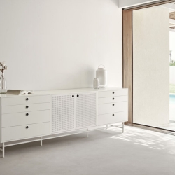 Сервант Punto 2D8Dr белый