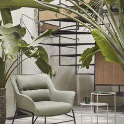 Столик Nix кремовый