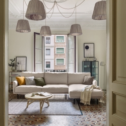 Журнальный столик Thais