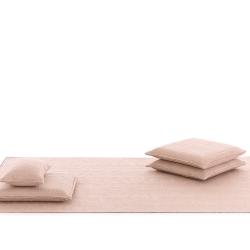 Подушка декоративная Nomad Inuit pink