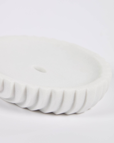 Мыльница из белого полирезина Ateneas