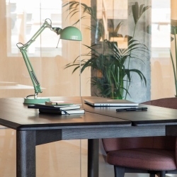 Прямоугольный обеденный стол Kotai 180