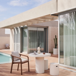 Aiguablava Круглый стол из белого цемента Ø 90 см