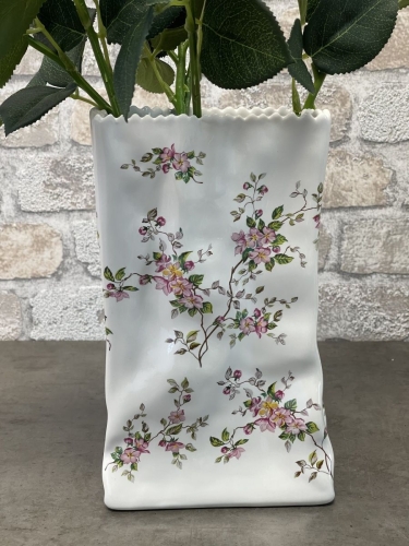 Ваза керамическая белая Paper Пакет Terra Design TDVFP02