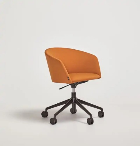 Офисное кресло Noon на колесиках 663DR