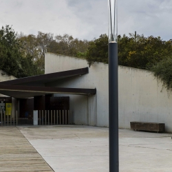 Rush 3700 Светильник на мачте темно-серого цвета 4000К 360°