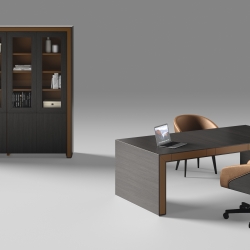 Кресло офисное Band высокое деревянная крестовина на колесиках M