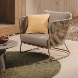 Садовое кресло Saconca с высокой спинкой бежевое