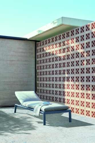 Шезлонг Timeless