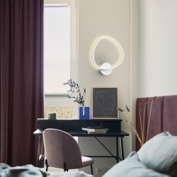 Настенный светильник Opalis белый