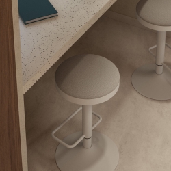 Табурет Zaib из бежевой синели и белой матовой стали, высота 58-80 см.