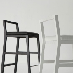 Полубарный стул Midori