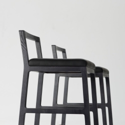 Полубарный стул Midori