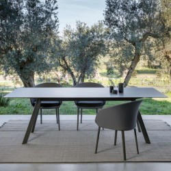 Уличное обеденное кресло Blum