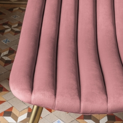 Стул Marlene из розового бархата на стальных ножках