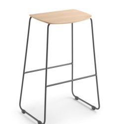 Барный табурет Bisell 67 см деревянный на металлических ножках