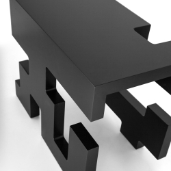 Столик приставной Potemkin