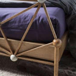 Кровать Atomas