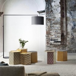 Столик hexagonal 1