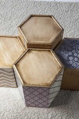 Столик hexagonal 1