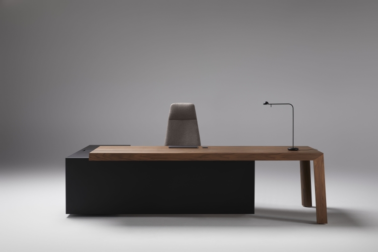 Стол руководителя Tola T023