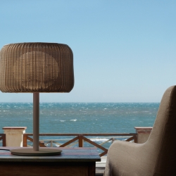 Уличная настольная лампа Fora M