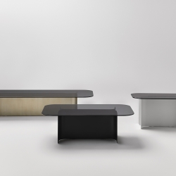 Журнальный столик Kentia, железное основание, тонированное стекло серое