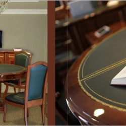 Круглый стол для переговоров Exclusive