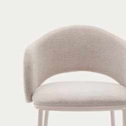 Полубарный стул Maina из бежевой шенилли и ножками в бежевой отделке, 65 см