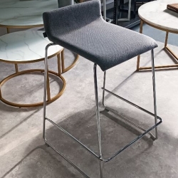 Мягкий барный стул Ginger