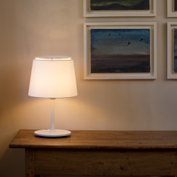 Настольная лампа Savoy белая