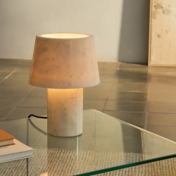 Настольная лампа Alaro из белого мрамора