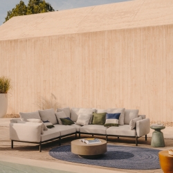 Mesquida Приставной столик из керамики горчичный