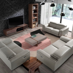 Тумба под ТВ MF1403-TV-180 из орехового дерева с дверцами из черного зеркального стекла