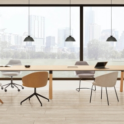 Кресло поворотное Binar 60 на алюминиевом основании