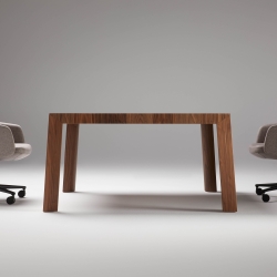 Кресло Channel с обитой спинкой и черной алюминиевой крестовиной H722AA2NM1PO11