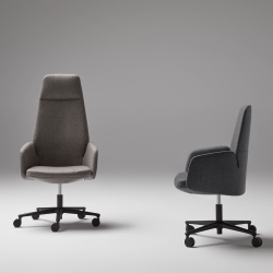 Кресло Channel с обитой спинкой и черной алюминиевой крестовиной H722AA2NM1PO11