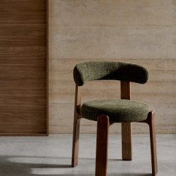 Granite Стул на 4 ножках из зеленого шенилла и массива ясеня в отделке орех