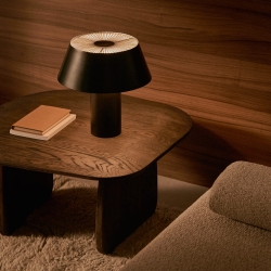 Настольная лампа Ancare из черного металла и бежевого шнура