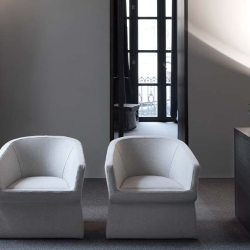 Столик Burin Mini высотой 50 с ручкой